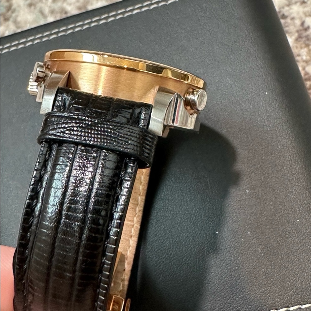Ingersoll Men's Black and Gold Watch - Picture 9 of 10